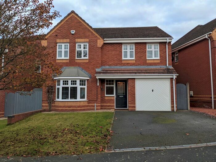4 Bedroom Detached House To Rent In Canterbury Drive, Rugeley, WS15