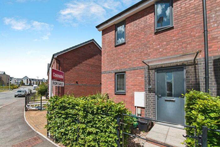 2 Bedroom End Of Terrace House For Sale In Hutchings Drive, Tithebarn, Exeter, EX1