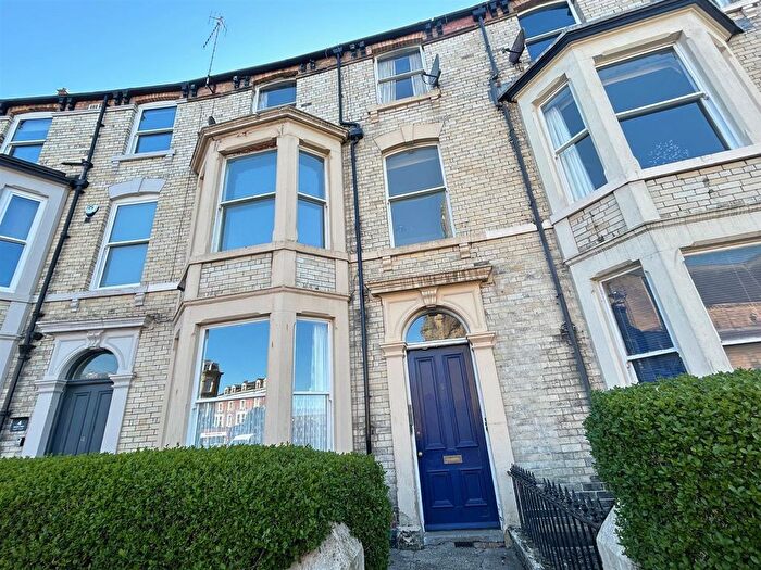 2 Bedroom Flat To Rent In Albion Crescent, Scarborough, YO11