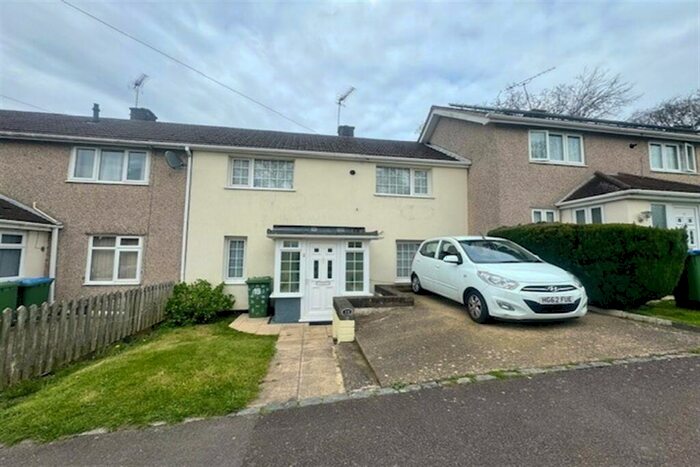 2 Bedroom House To Rent In Bramdean Road, SO18