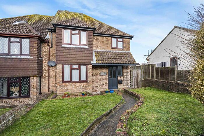 3 Bedroom Semi Detached House For Sale In Brands Close, South Heighton, Newhaven, BN9