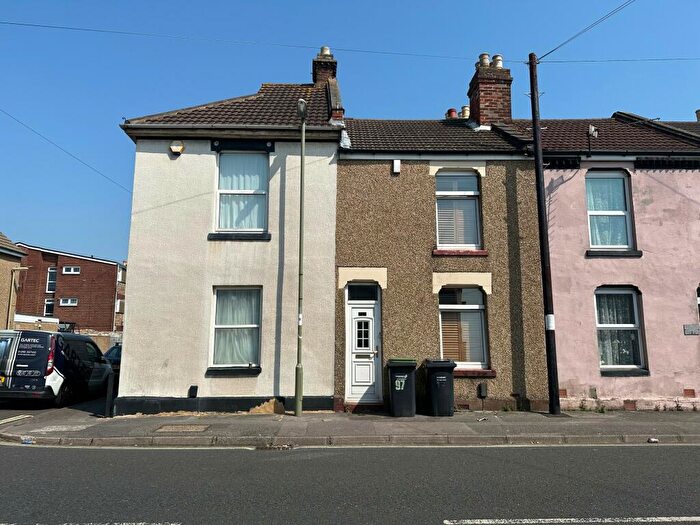 3 Bedroom House To Rent In Whitworth Road, Gosport, PO12
