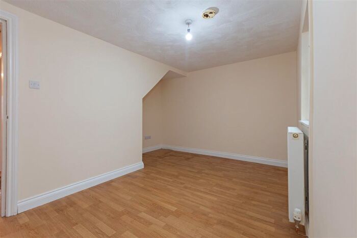 4 Bedroom Terraced House For Sale In Main Road, Galgate, Lancaster, LA2