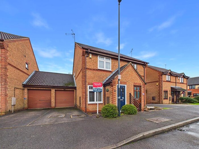 2 Bedroom Semi Detached House For Sale In Hucklow Court, Oakwood, DE21