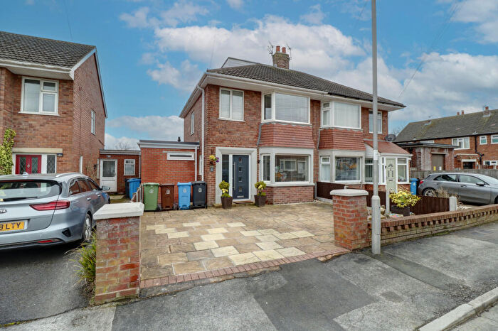 4 Bedroom Semi Detached House For Sale In Whitecoats Drive, Lytham St. Annes, FY8