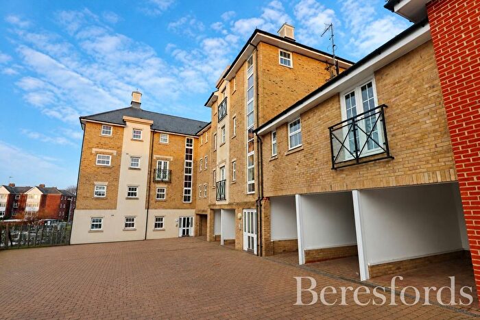 2 Bedroom Flat For Sale In Chelwater, Great Baddow, CM2