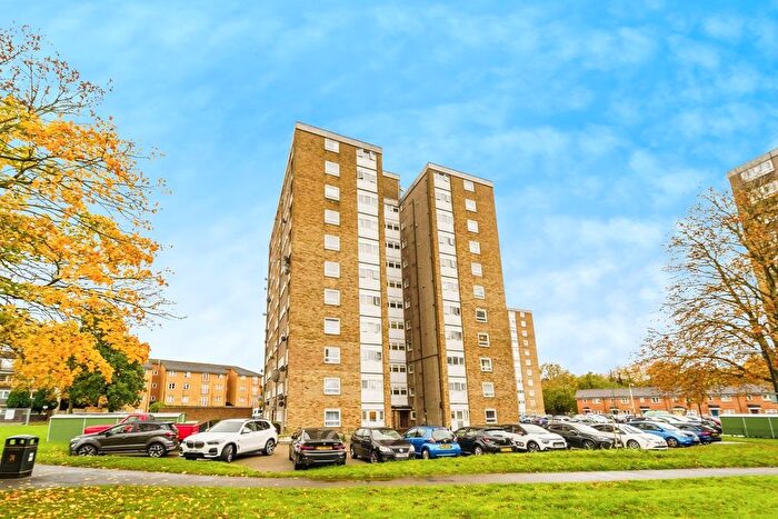 2 Bedroom Flat For Sale In Gurnell Grove, London, W13