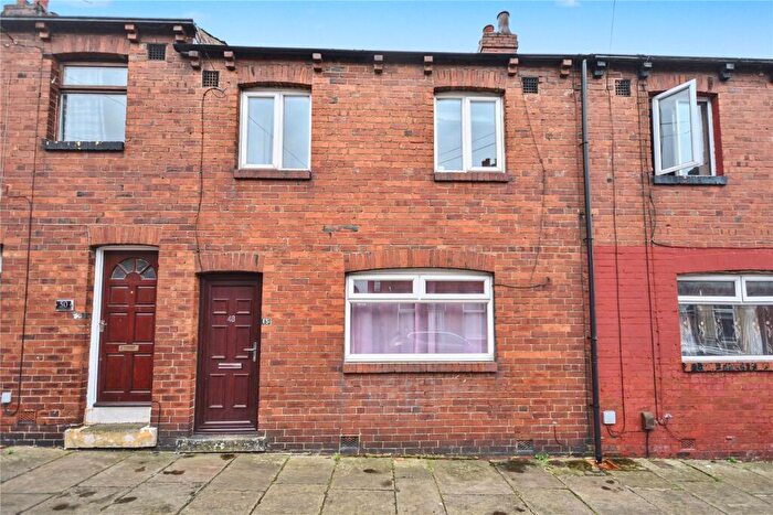3 Bedroom Terraced House For Sale In Charlton Road, Leeds, West Yorkshire, LS9