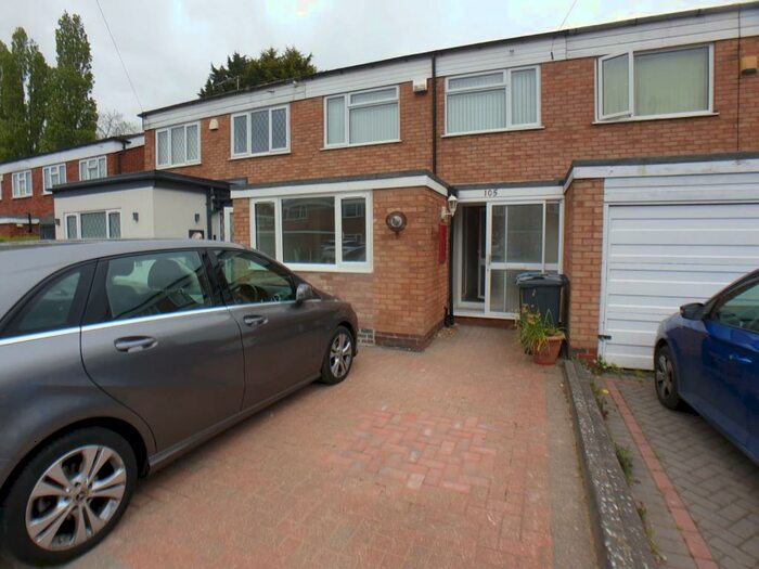 3 Bedroom House To Rent In Dornie Drive, Birmingham, B38