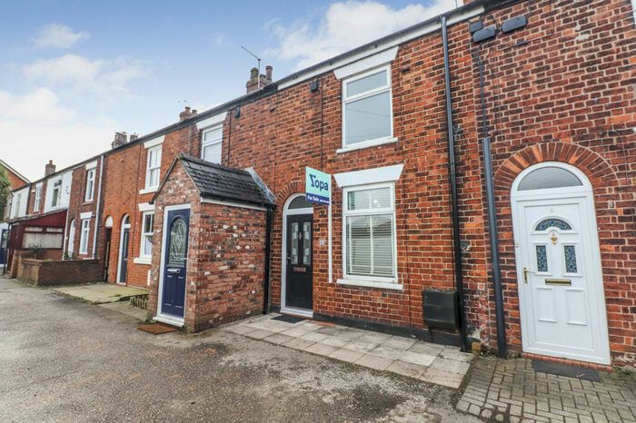 2 Bedroom Terraced House For Sale In Heath View, Haslington, Crewe, CW1