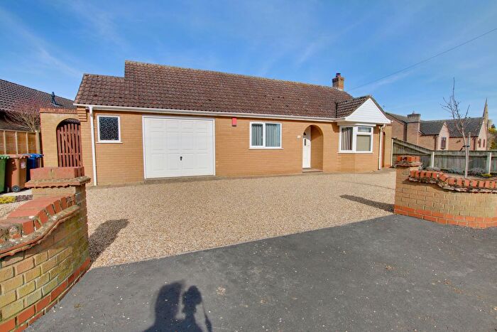 2 Bedroom Detached Bungalow For Sale In Knights End Road, March, PE15