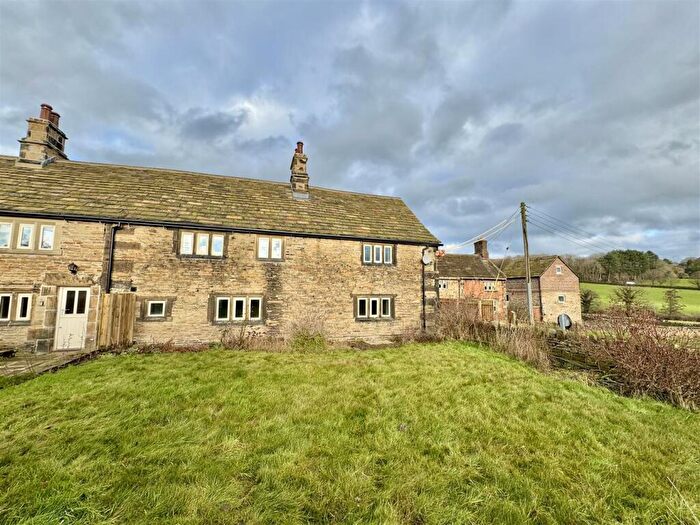 3 Bedroom Semi-Detached House To Rent In Bark House Lane, Cawthorne, Barnsley, S75