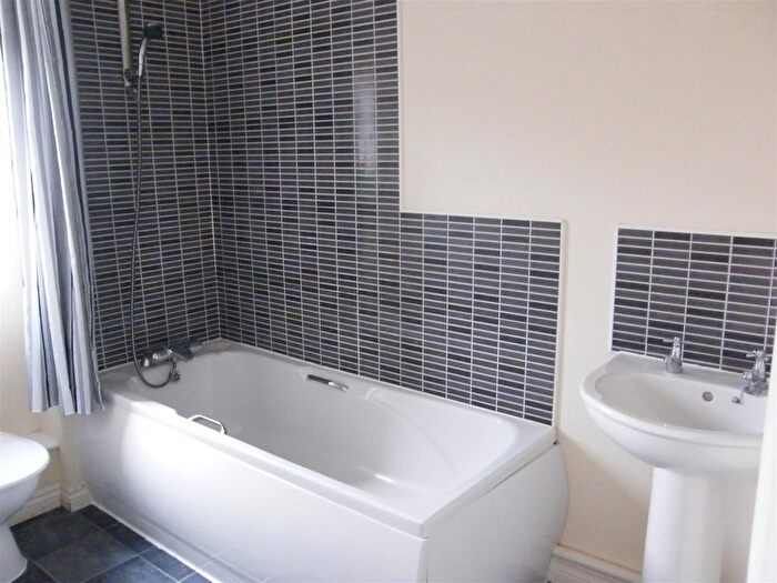 2 Bedroom Flat To Rent In Kings Walk, Mansfield, NG18