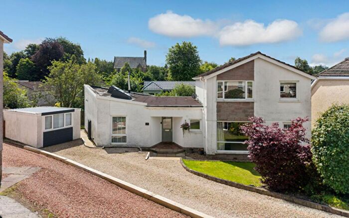 4 Bedroom Detached House For Sale In Craigfern Drive, Blanefield, Glasgow, G63