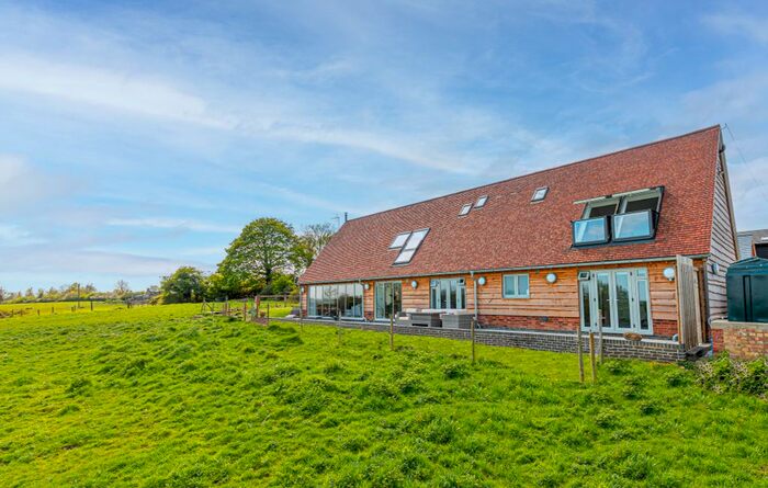 4 Bedroom Detached House For Sale In Greensand Barn, Overend Green Lane, Heath And Reach, LU7