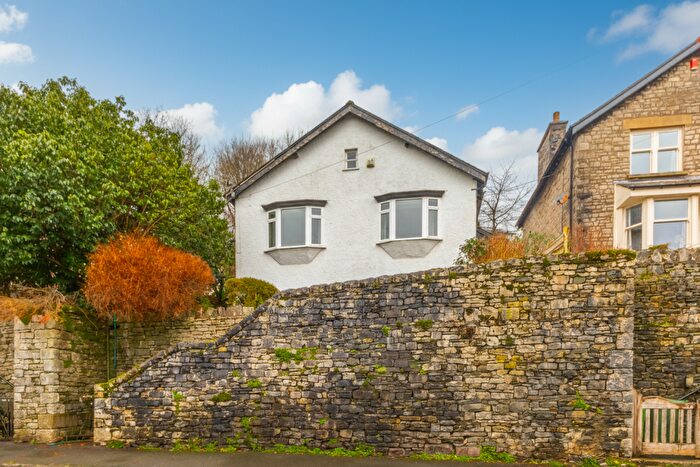 2 Bedroom Bungalow For Sale In Horncop Lane, Kendal, Cumbria, LA9