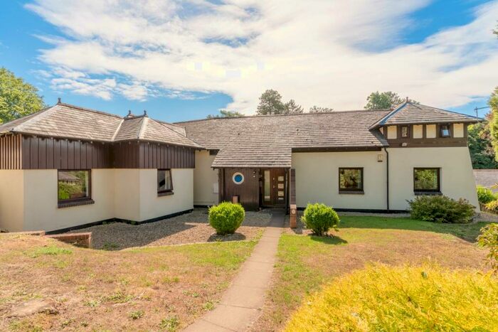 5 Bedroom End Of Terrace House For Sale In Salterley Grange, Leckhampton Hill, Cheltenham, GL53