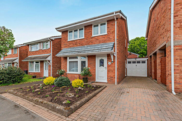 3 Bedroom Detached House For Sale In Sycamore Road, Tamworth, B78