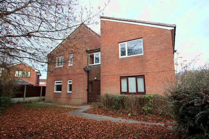 Studio To Rent In Mansfield Close, Warrington, WA3