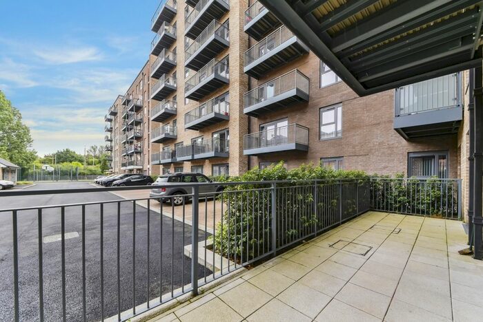 1 Bedroom Flat To Rent In Beaufort Square, Beaufort Park, Colindale, London, NW9