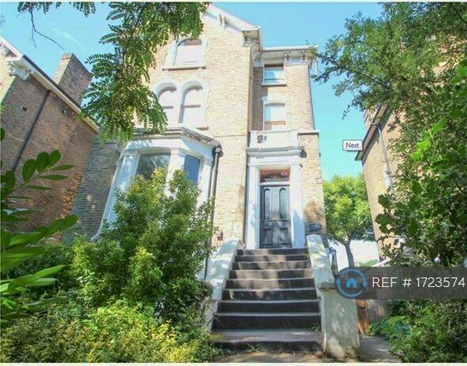 2 Bedroom Flat To Rent In Manor Park, London, SE13