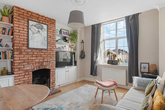 1 Bedroom Flat For Sale In Hatfield Road, St. Albans, AL1