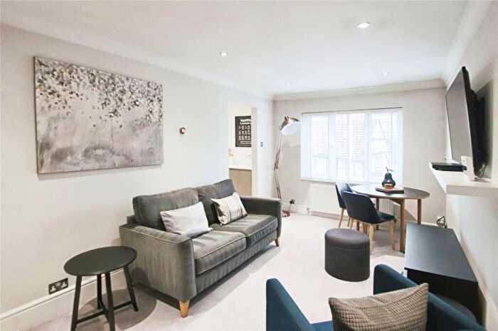 1 Bedroom Apartment To Rent In High Street, Bray, Maidenhead, Berkshire, SL6