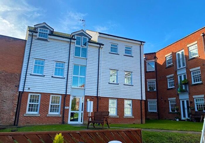 1 Bedroom Flat To Rent In Waters Edge, Canterbury, CT1