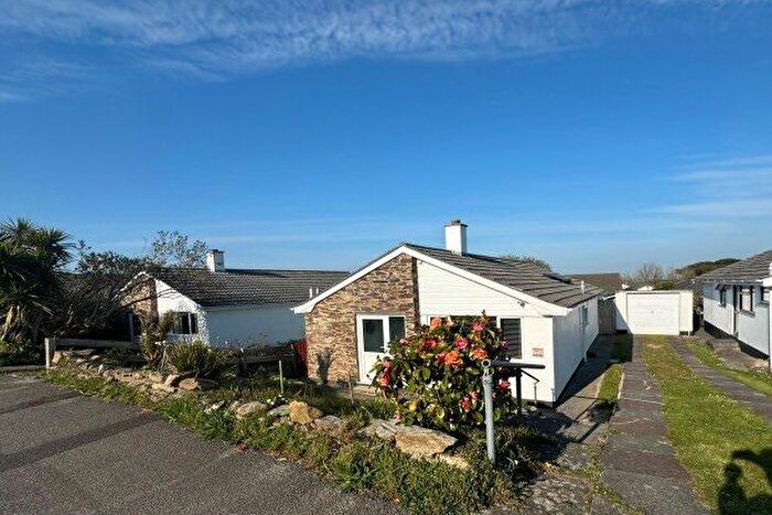 3 Bedroom Bungalow To Rent In Lawrence Road, St. Agnes, TR5