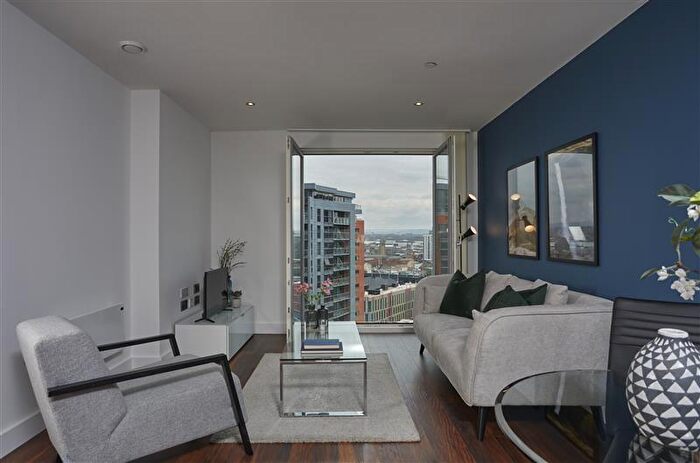 2 Bedroom Apartment To Rent In New Bridge Street Salford, M3