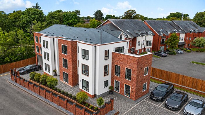 2 Bedroom Apartment For Sale In The Oakfield, Station Road, Dorridge, B93