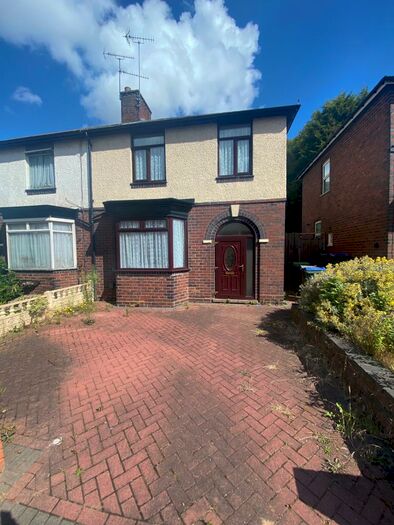 2 Bedroom House To Rent In Oak Road, West Bromwich, B70