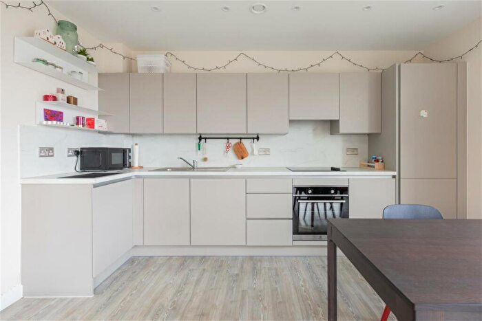 2 Bedroom Apartment To Rent In Alder Point, Green Ferry Way, E17