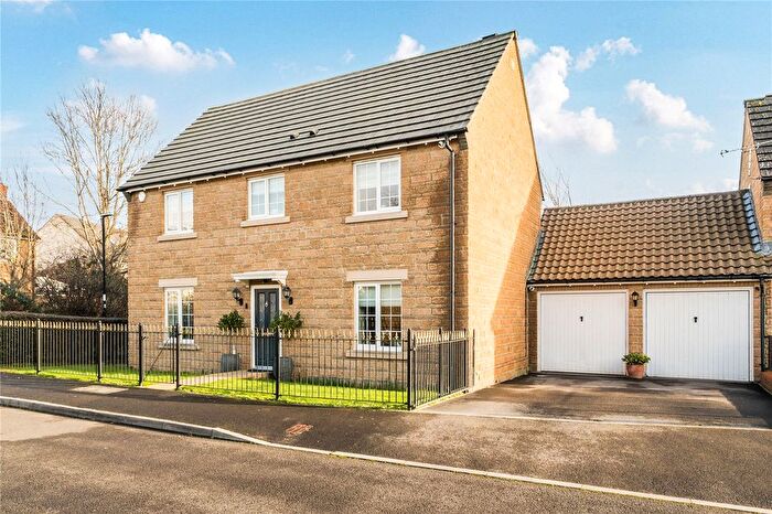 4 Bedroom Detached House For Sale In Lower Meadow, Ilminster, Somerset, TA19