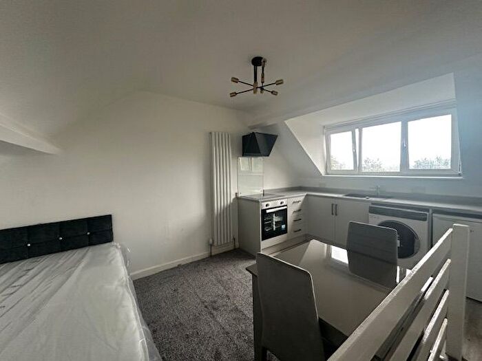 1 Bedroom Property To Rent In Anchorfields, Kidderminster, DY10