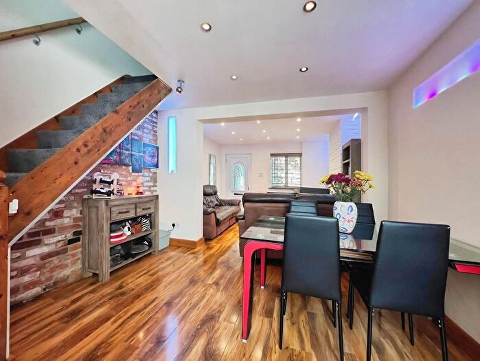 2 Bedroom End Of Terrace House For Sale In Whitfeld Road, Ashford, TN23