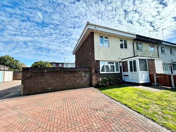 3 Bedroom End Of Terrace House For Sale In Hornbeam Close, Gorleston, NR31