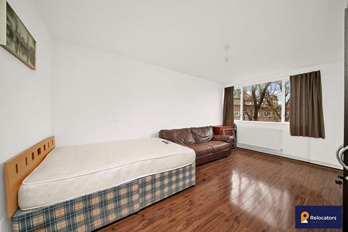 3 Bedroom Flat To Rent In Philpot Street, London, E1