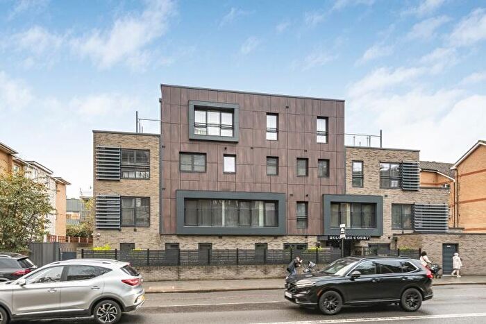 2 Bedroom Apartment To Rent In The Hyde London, NW9