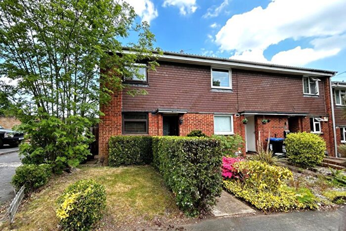 2 Bedroom Semi-Detached House To Rent In Woking, Surrey, GU21