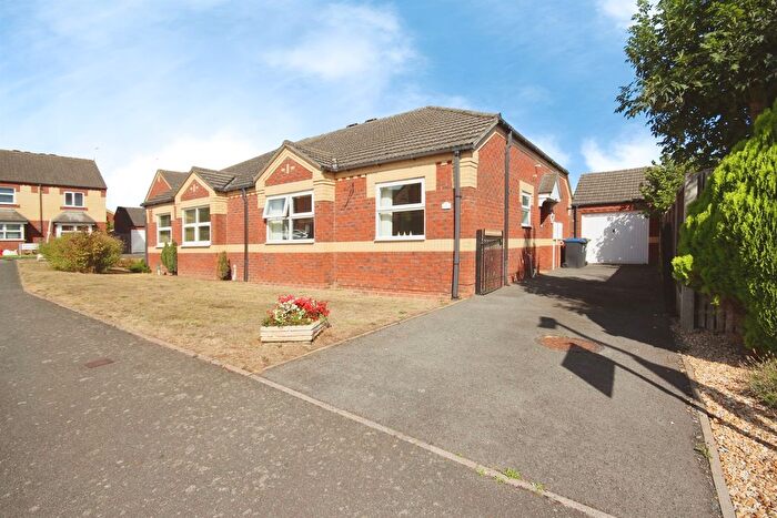 2 Bedroom Semi-Detached House For Sale In Anderson Drive, Whitnash, Leamington Spa, CV31