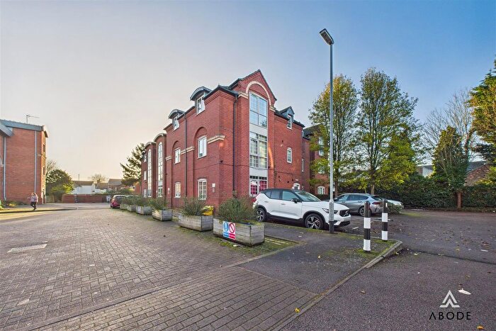 2 Bedroom Flat To Rent In Caxton Court, Burton-On-Trent, DE14