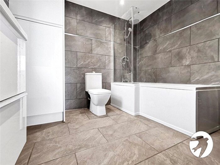 1 Bedroom Flat To Rent In Westbrooke Road, Welling, DA16