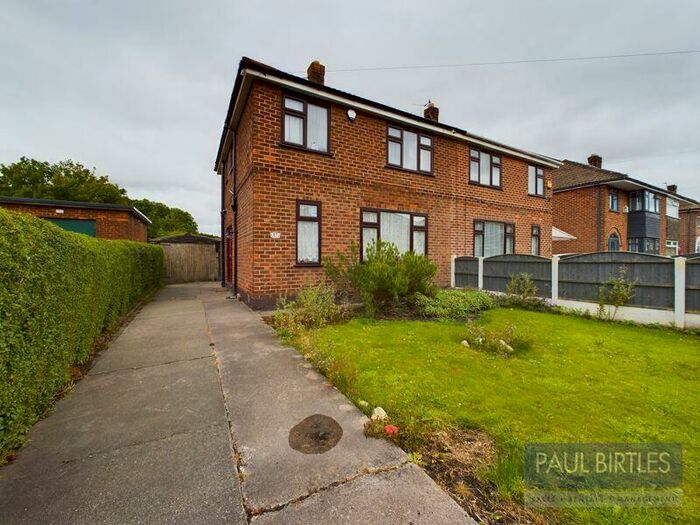 3 Bedroom Semi-Detached House To Rent In Russell Road, Partington, Manchester, M31