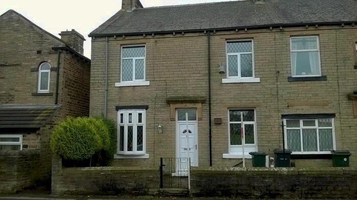 2 Bedroom Property To Rent In Reevy Road, Wibsey, Bradford, BD6