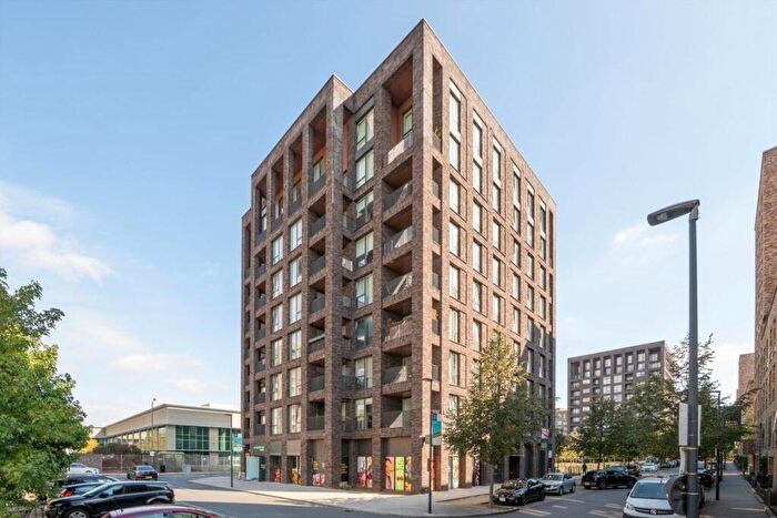 1 Bedroom Flat To Rent In Shackleton Way, Galions Reach, E16