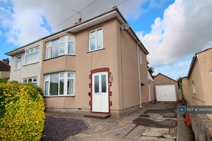 4 Bedroom Semi-Detached House To Rent In Ferndale Road, Bristol, BS7