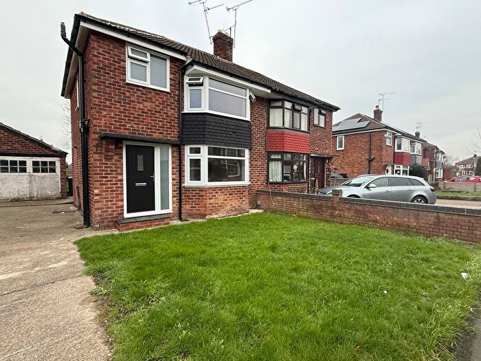 3 Bedroom Property To Rent In Oldfield Crescent, Chester, CH4