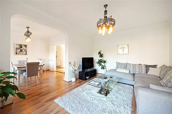 2 Bedroom Flat For Sale In Barons Keep, Gliddon Road, London, W14
