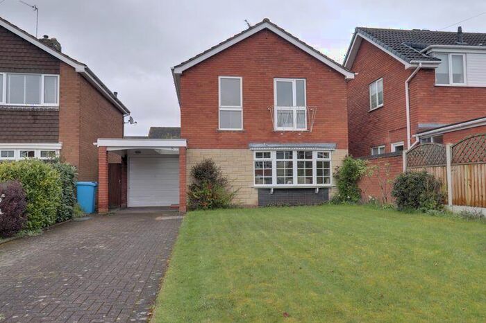 3 Bedroom Detached House For Sale In Wiscombe Avenue, Penkridge, Staffordshire, ST19